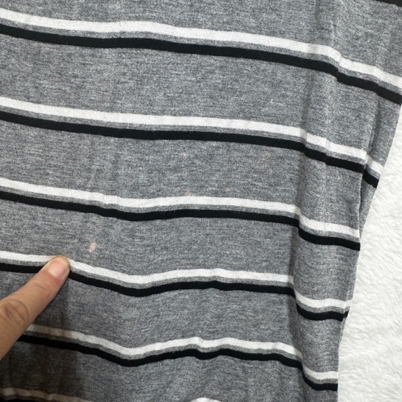 Garage T-Shirt Dress Womens Size Small Gray Striped Short Sleeve Cozy Knee Lengt - Picture 3 of 8